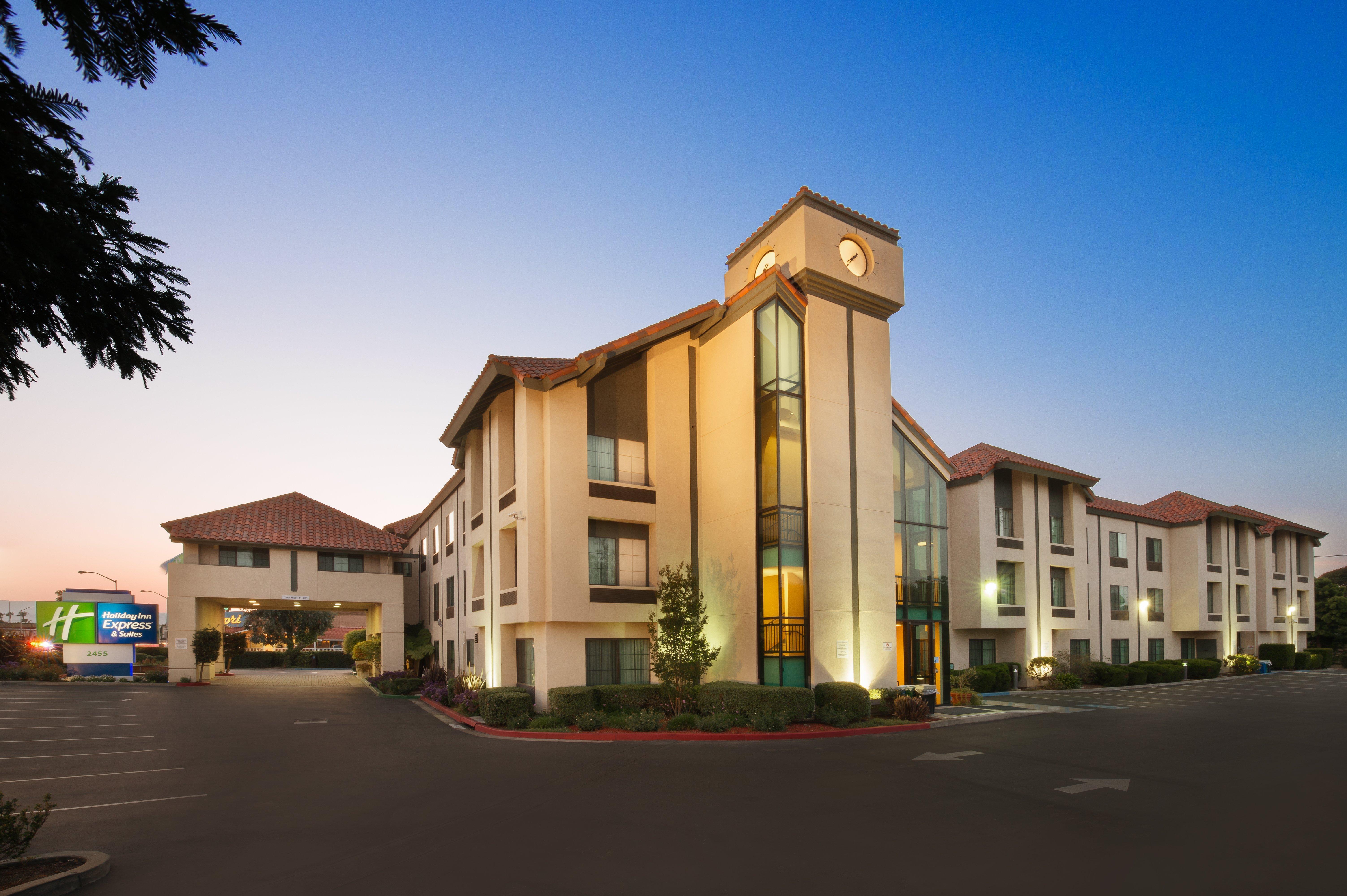 Holiday Inn Express & Suites Santa Clara - Silicon Valley, An Ihg Hotel Экстерьер фото